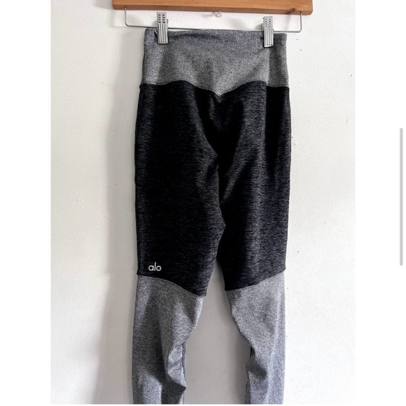 Alosoft goddess ribbed high waist leggings - XS - gray and Heather gray - Picture 9 of 11